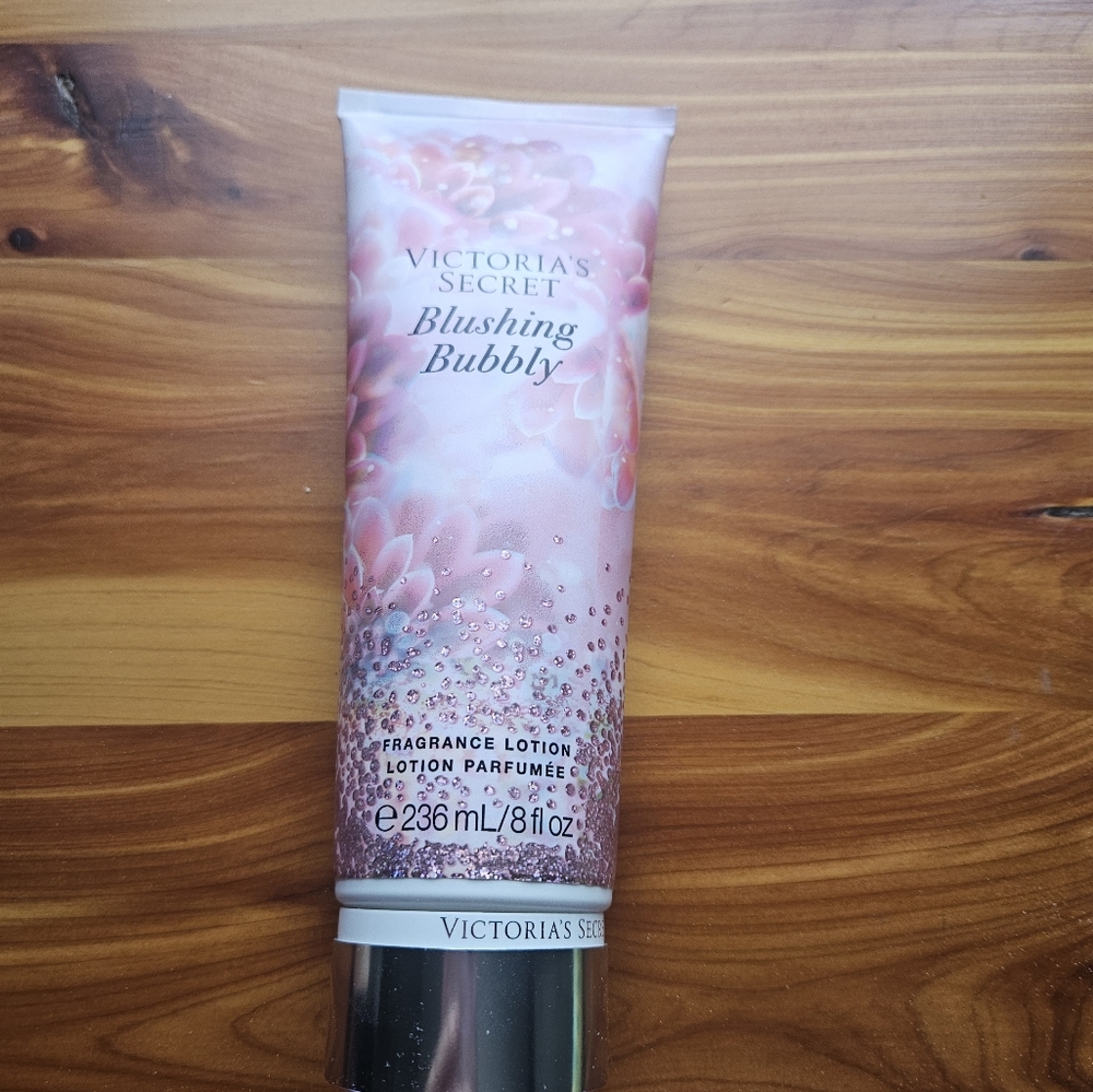 Blushing Bubbly lotion Victoria's Secret